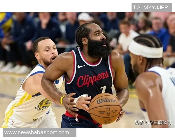 快船半场领先鹈鹕8分哈登贡献16分6助攻祖巴茨与普尔各得14分